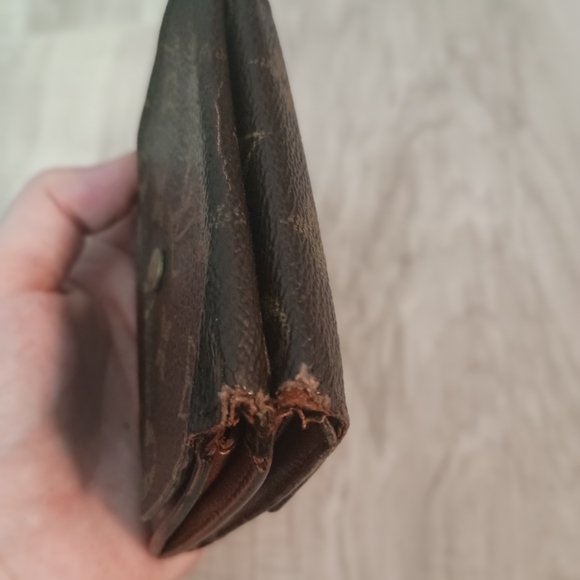 Vintage Louis Vuitton Wallet Card Holder Brown leather Made in France Authentic - Picture 8 of 14